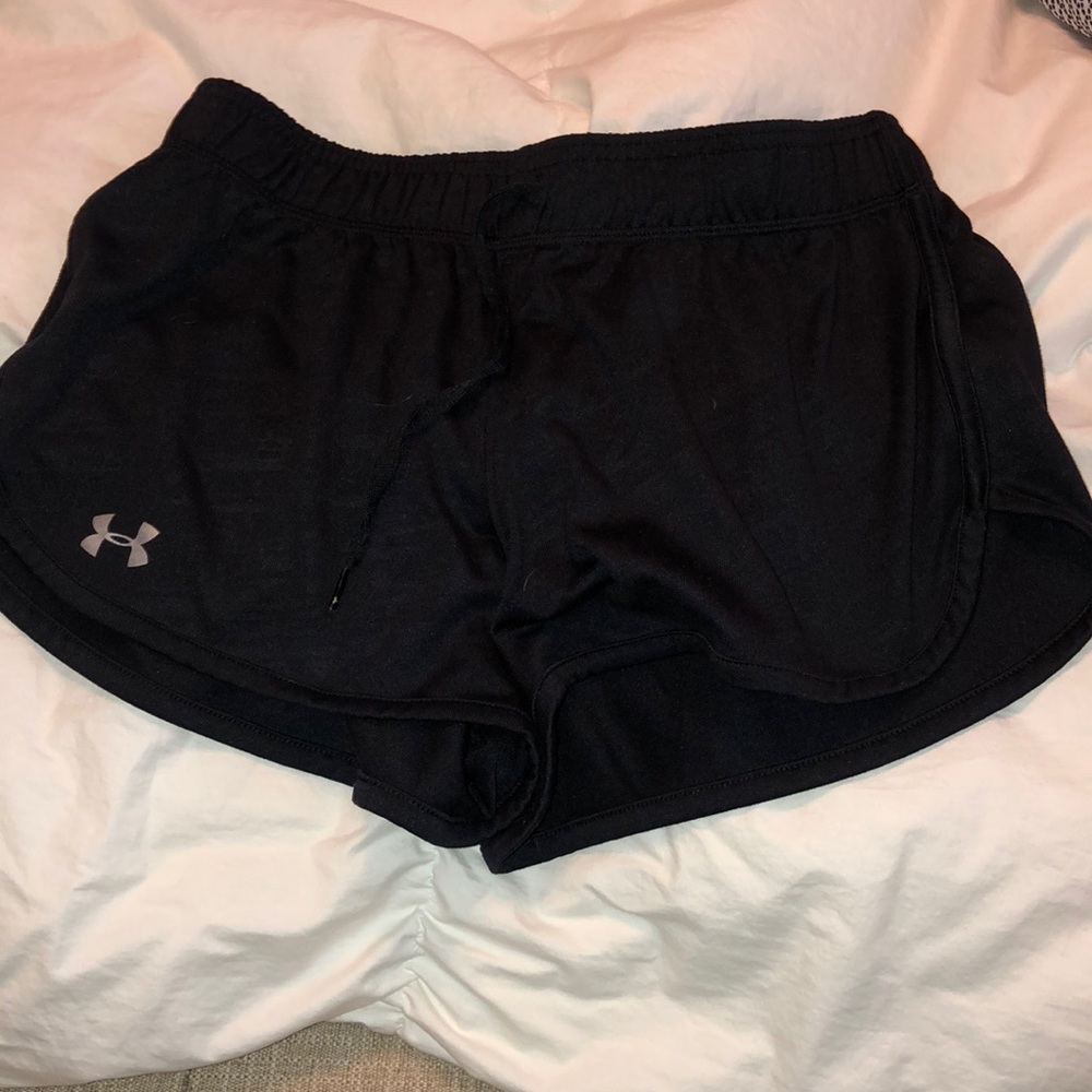 Black under armour athletic shorts
